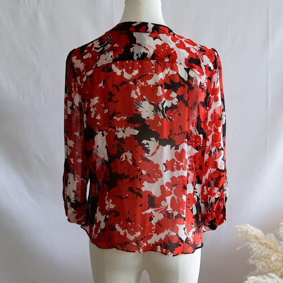 Charter Club Silk Floral button-down blouse size 12P - Picture 3 of 3